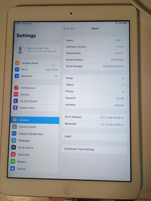 Vând ipad Air MD789B