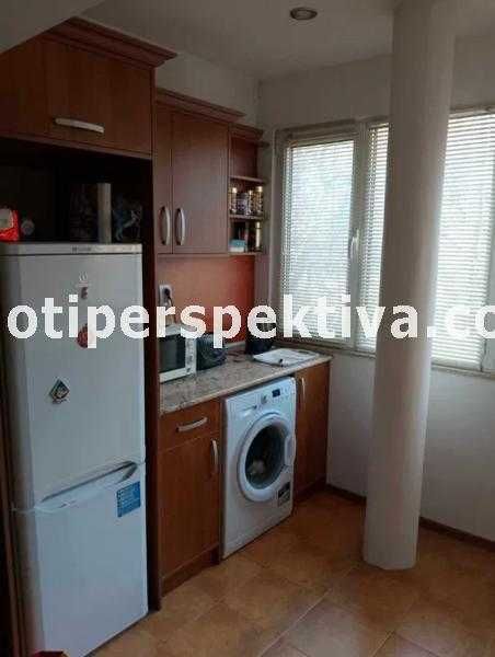 Продава се Двустаен апартамент в Пловдив, Център - 60 кв.м за 2500 €/кв.м - Снимка #2