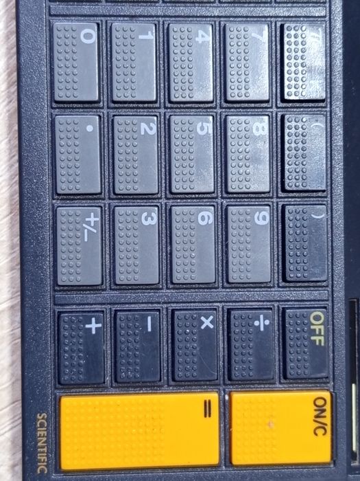 Калкулатор "Texas Instruments"