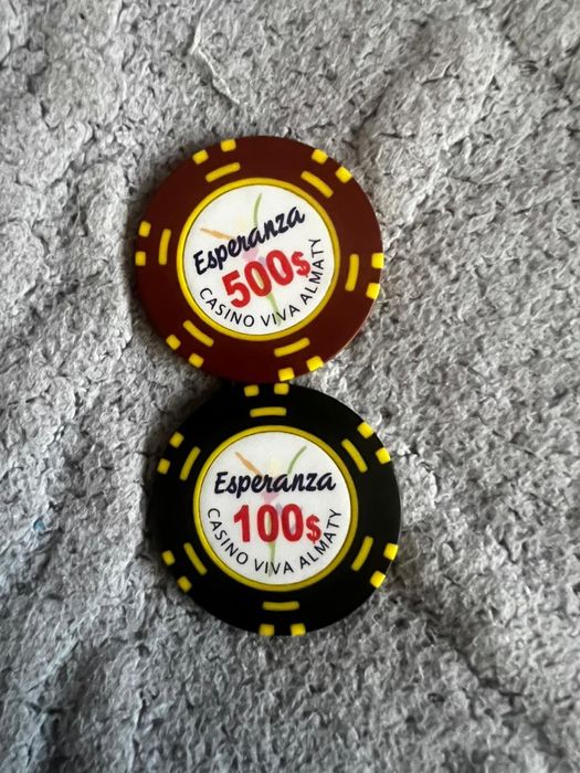 Продам коллекционные фишки казино