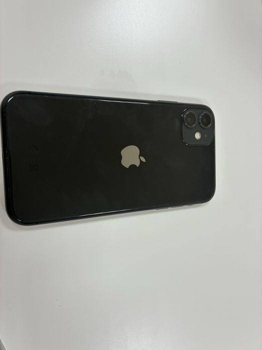 Iphone 11 с 64 GB памет