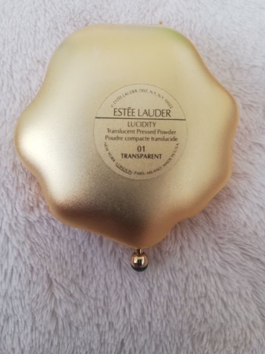 ESTEE LAUDER  транслусентна пудра