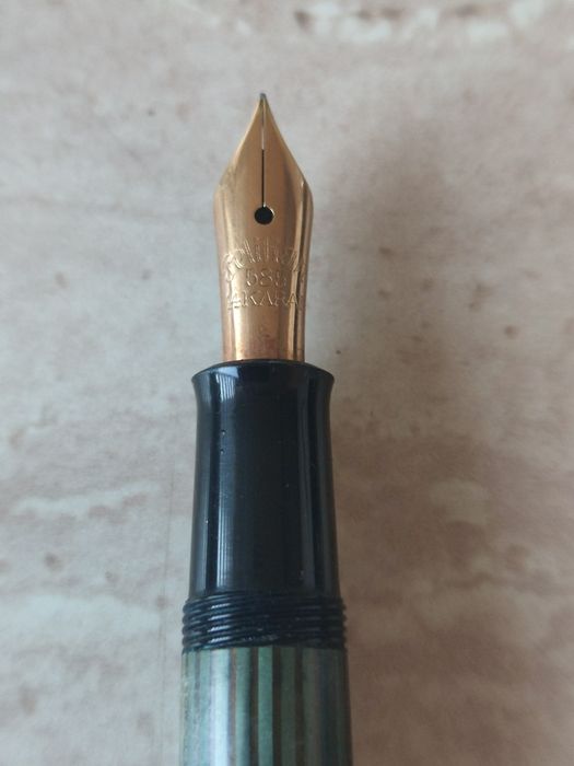 Stilou vintage Pelikan 400 Anii 50 - penita aur 14K