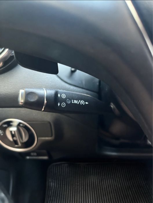 Mercedes-Benz GLA 220d 4Matric Automatic- 16900E