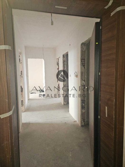 Продава се Тристаен апартамент в Пловдив, Тракия - 99 кв.м за 1433 €/кв.м - Снимка #3