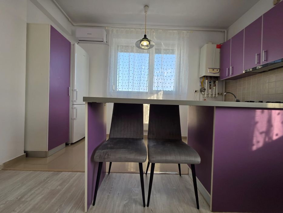Vand apartament 2 camere