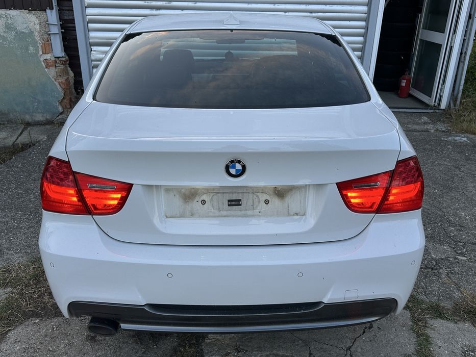 Retrofit facelift BMW E90 LCI Led Portbagaj Stopuri lampa haion