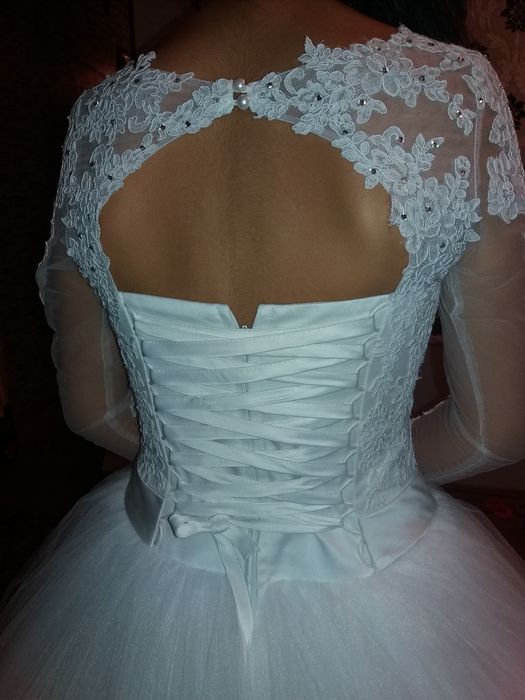 Свадебное платье