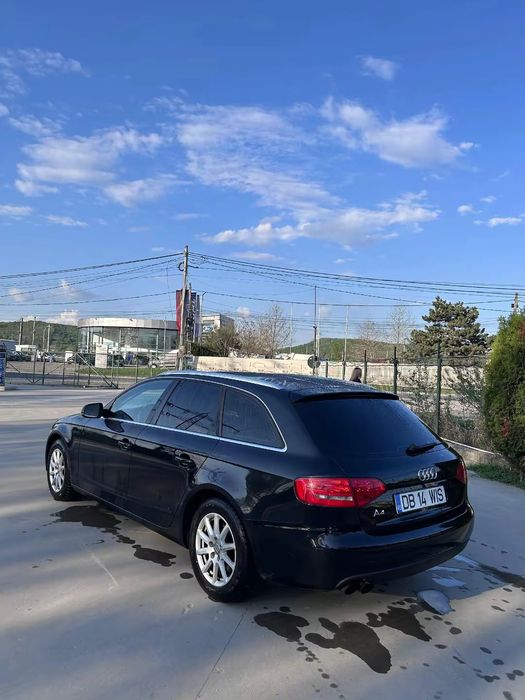 VAND AUDI A4 B8 2010