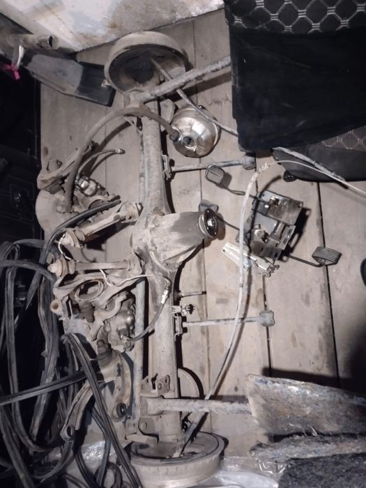 Продам запчасти на Ваз 2107