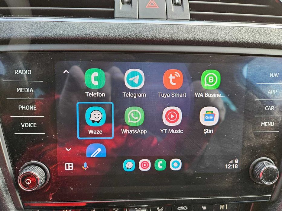 SKODA Octavia 2018 — imagine 3