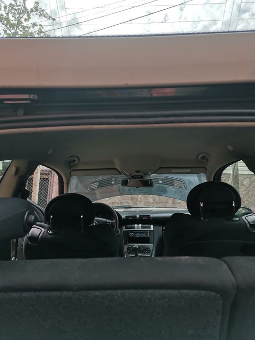 Продавам Мерцедес C 180 на части