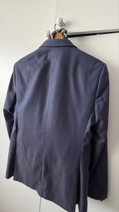 Продам костюм троика