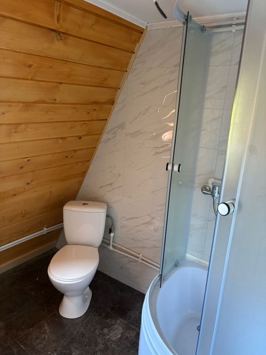 Proprietar vand Cabana A frame construcție noua