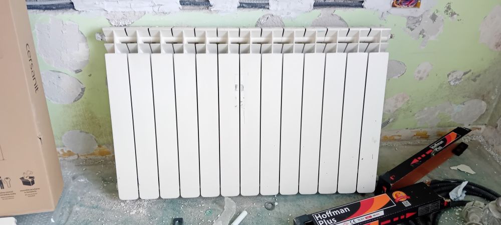 Calorifer di aluminiu