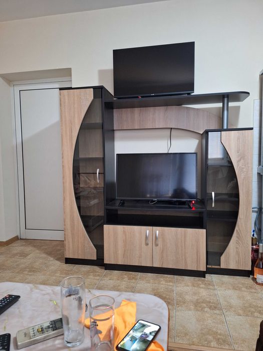 Холна секция с ТВ.шкаф