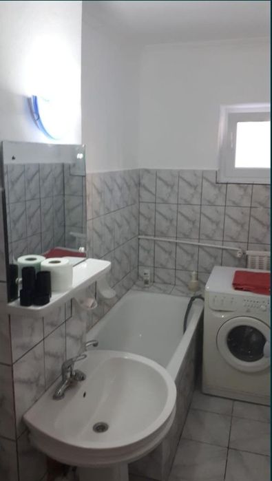 125 lei camera regim hotelier ap 2 camere et 1 zona centrala cufactura