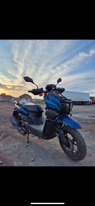 Продам скутер танк 165куб