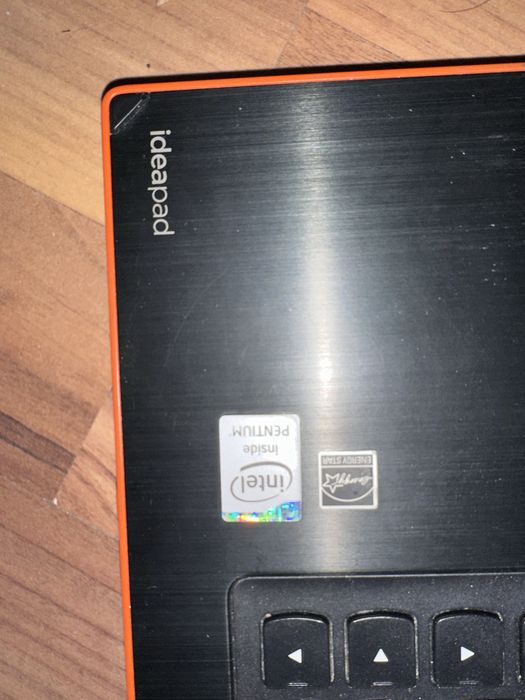 Нетбук Lenovo, черный, продается срочно