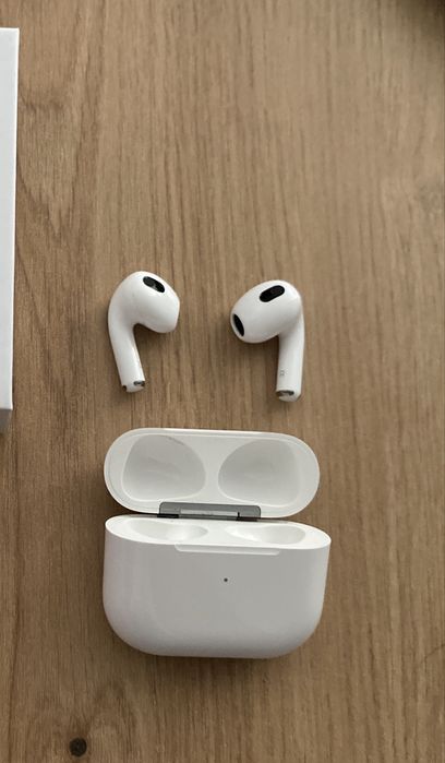 Оригинални слушалки AirPods 3