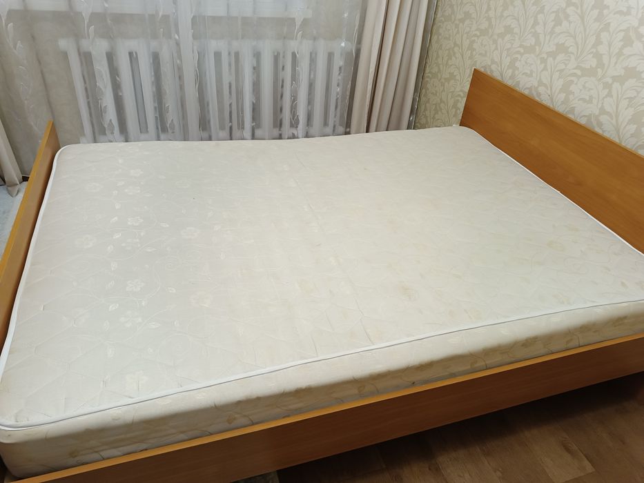 Матрац  ширина 140см