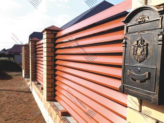 Забор жалюзи металлический