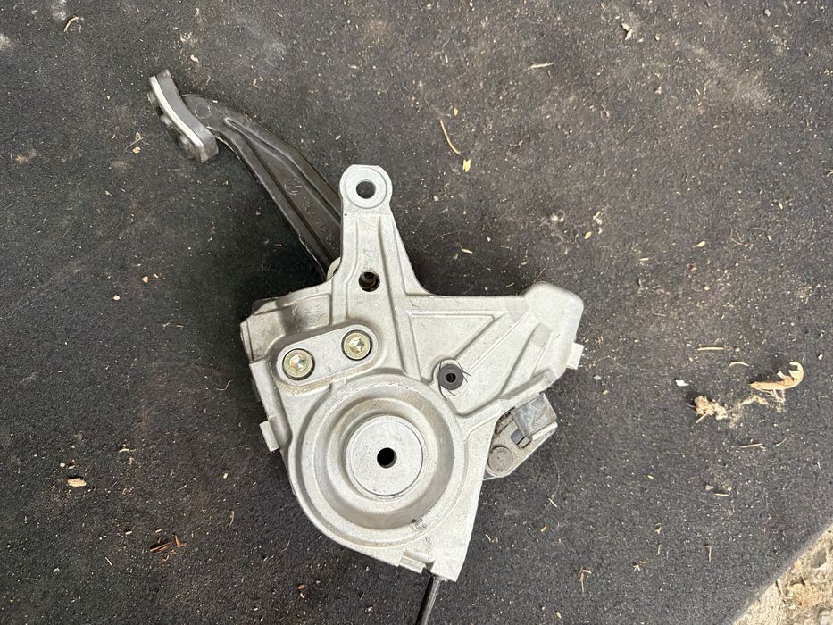 Vw phaeton 3.0tdi 2005 година Педал Ръчна Спирачка