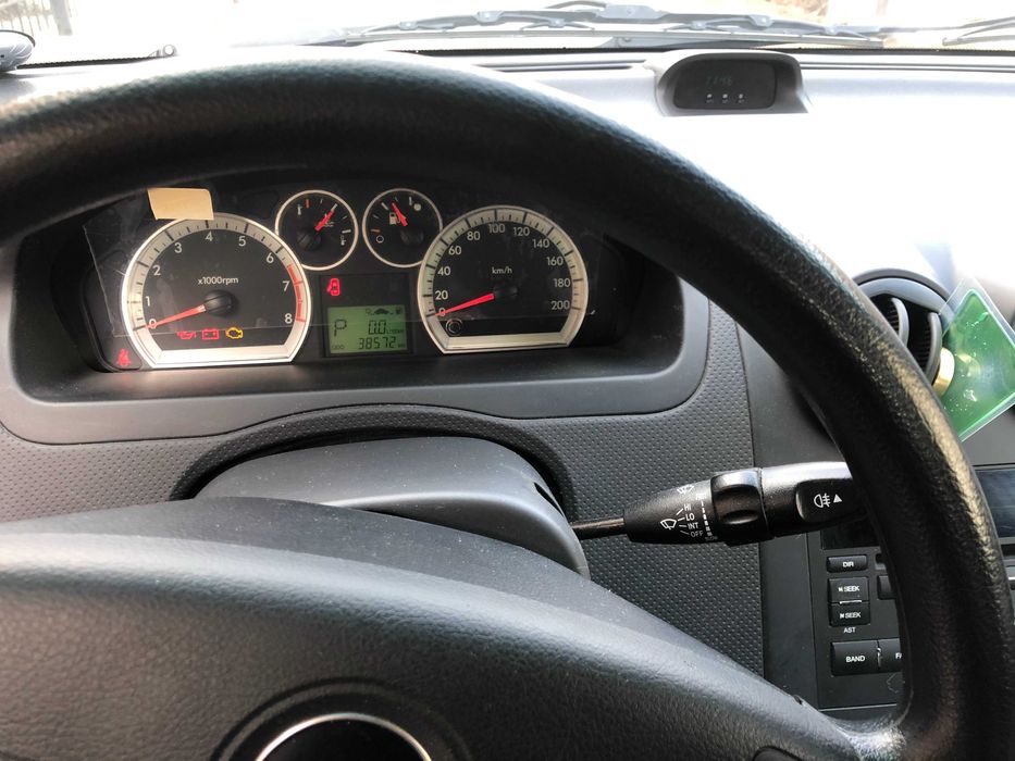 Chevrolet nexia 3