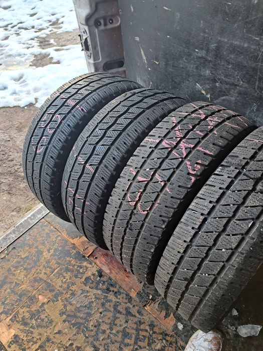 Caucucuri iarna  ceuri