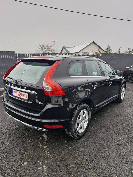 Volvo xc 60 ,190cp,full an 2017