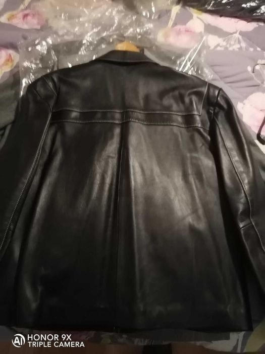 Продавам кожено яке