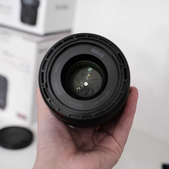 Meike 55mm f1.8 Pro (montura Sony FE)