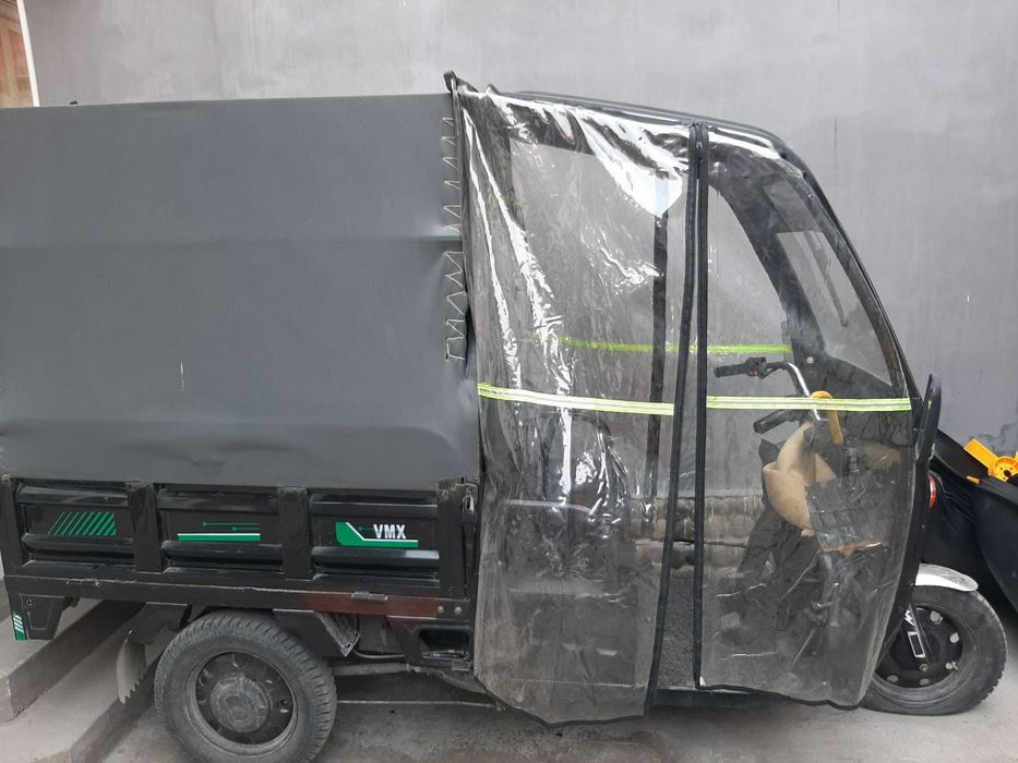 Skuter sotiladi xolati yaxshi bita akmaltur kuygan 4tasi yaxshi  600$$