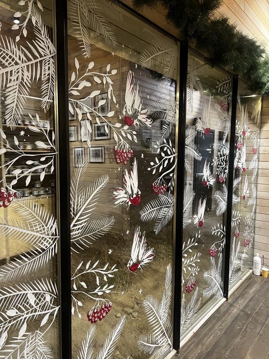 Рисунки на окнах