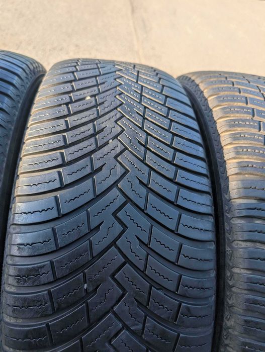 225/60 R18 • All Season • Pirelli Cinturato SF2 104V | 4 buc | DOT 2023 | Pret/buc