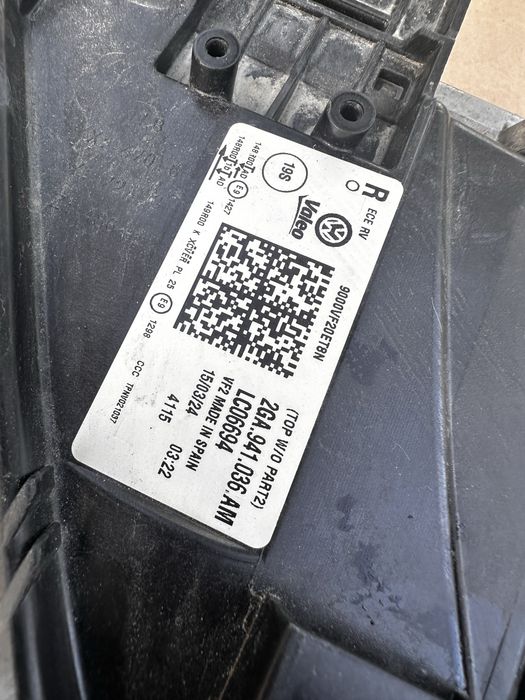 Far dreapta full led vw t roc.cod:2ga941036.am.