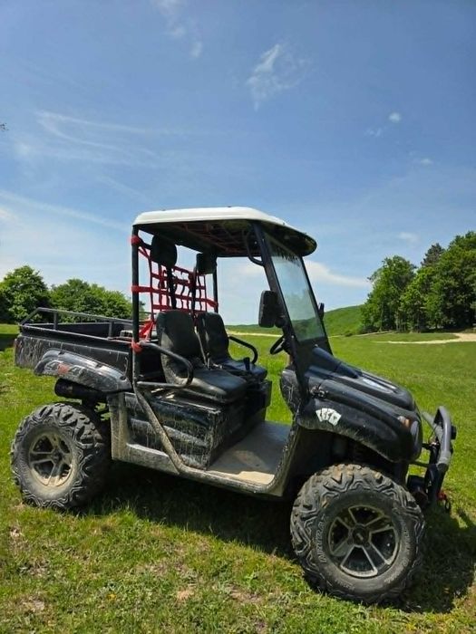 De vanzare UTV TNS650