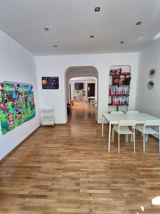 Inchiriez casa superba pt afterschool