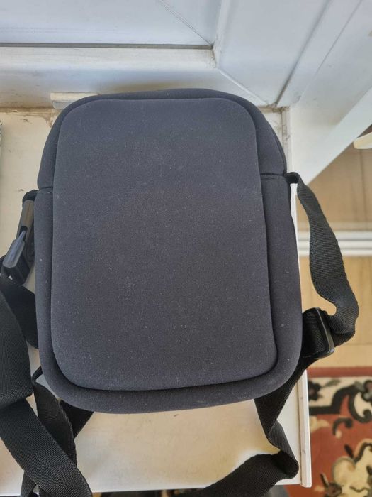 Geanta biberoane termoizolanta (din neopren) Philips Avent