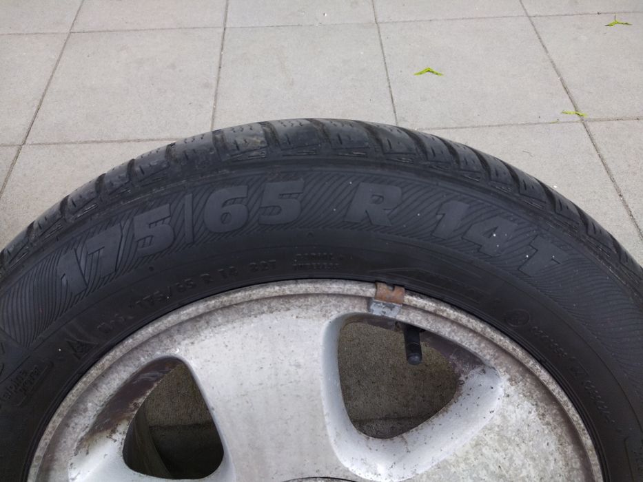 Гуми 175,65,14 + джанти