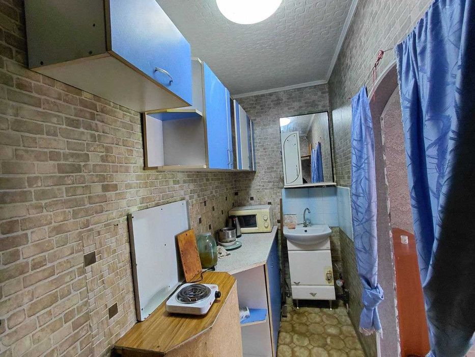 Продам 1 ком Узкоколейная