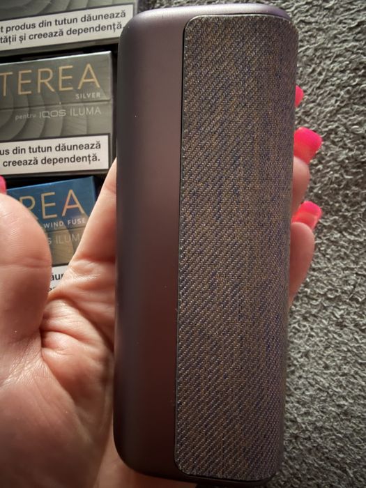 Dispozitiv Iqos iluma  mov