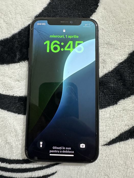 Vand sau schimb iphone 11 pro