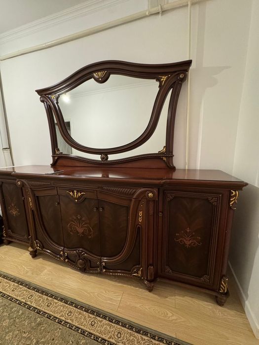 Комод для гостиной