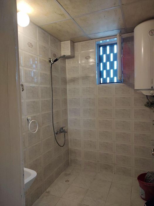 Дава се под наем Тристаен апартамент в Пловдив, Кършияка - 130 кв.м за 510 € - Снимка #12