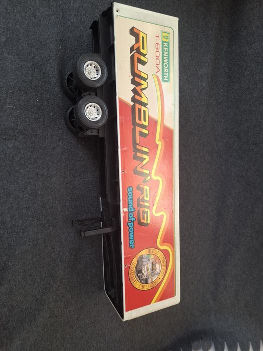 Голямо пластмасово ремарке New Bright 1986 VTG Rumblin' Rig Kenworth T