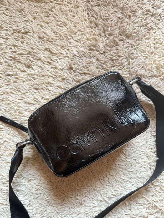 Crossbody дамска чанта Calvin Klein