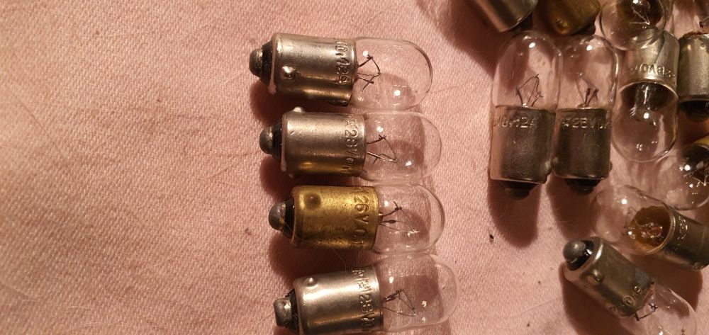 Лампочки накаливания  26v