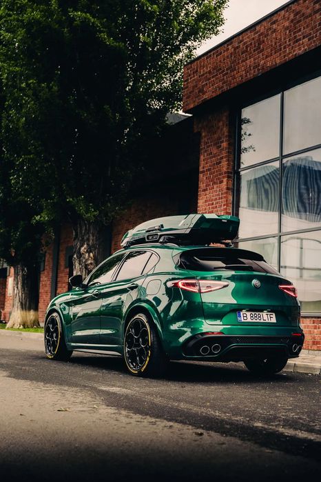 Alfa Romeo Stelvio 2024 benzină, 74.629 € — imagine 4