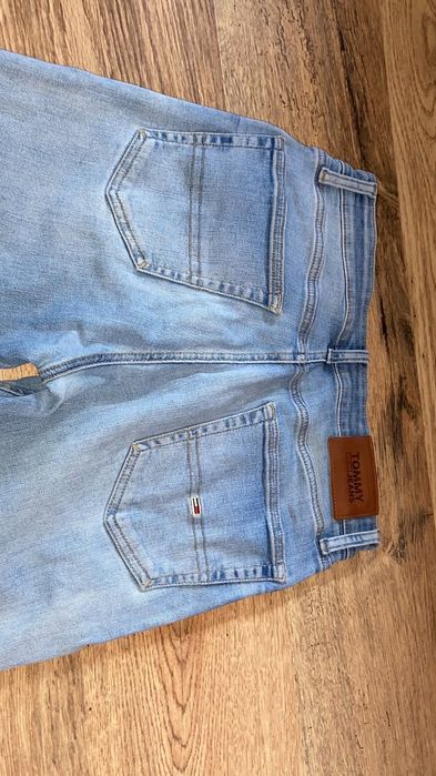 Blugi Tommy Jeans Noi